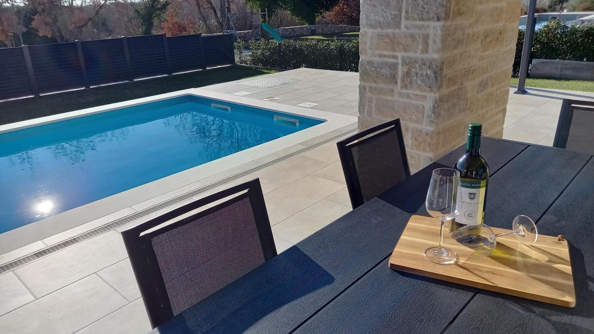 Villa Oskar Istrien Sveti Lovreč Pazenatički Exteriör bild